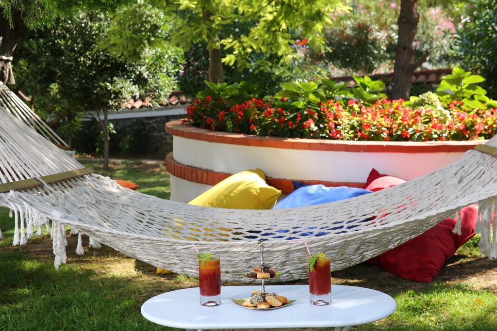 Merit Halki Palace Hotel Heybeliada Exterior photo
